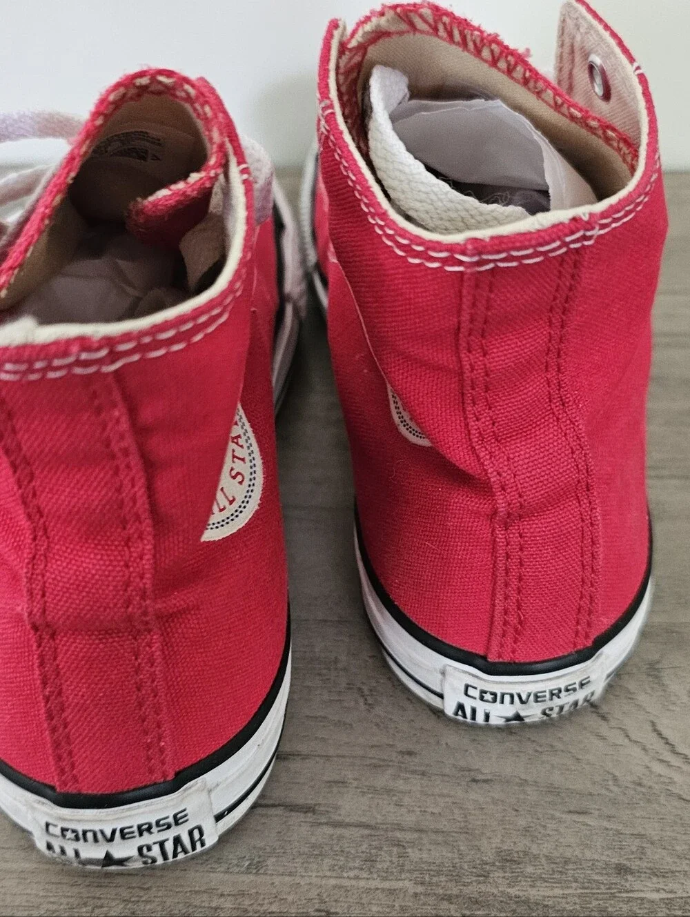 Converse Kids Red High-Top Sneakers Boy Girl Size 3.5